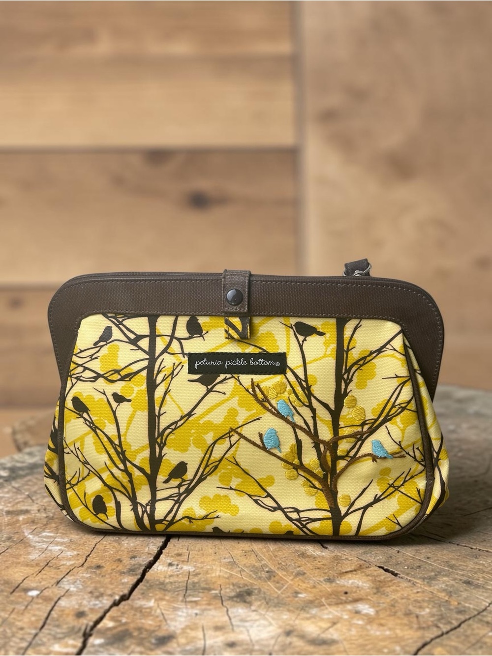 Petunia Pickle Bottom Cross Town Diaper Clutch Sunshine in Sardinia